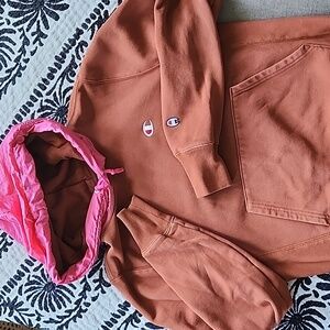 Champion hoody, women's small